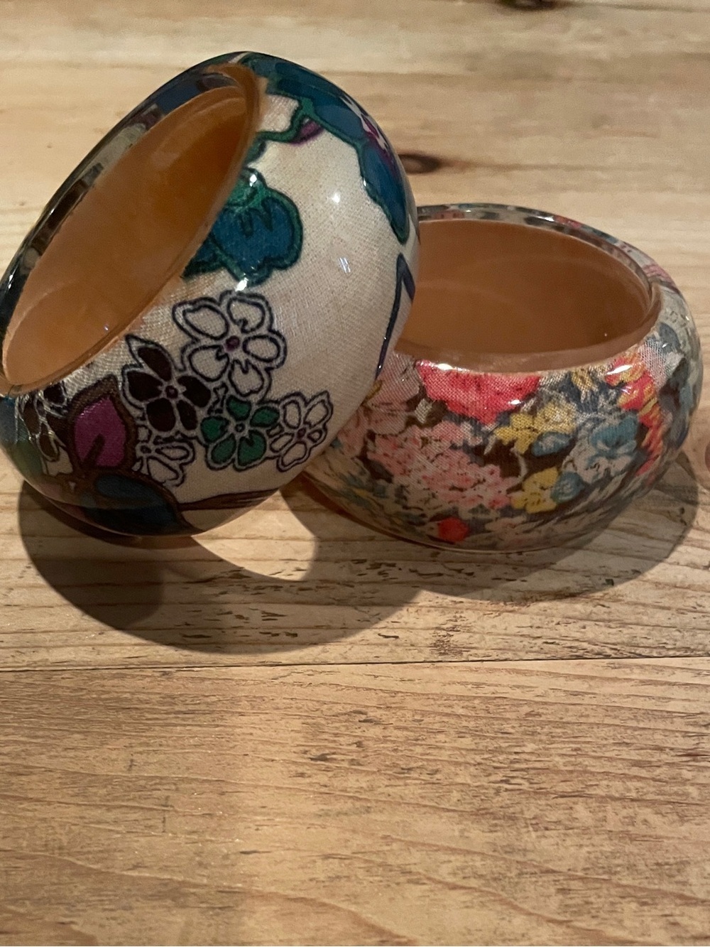 NWOT wooden botanical bangle bracelets (2) chunky boho floral